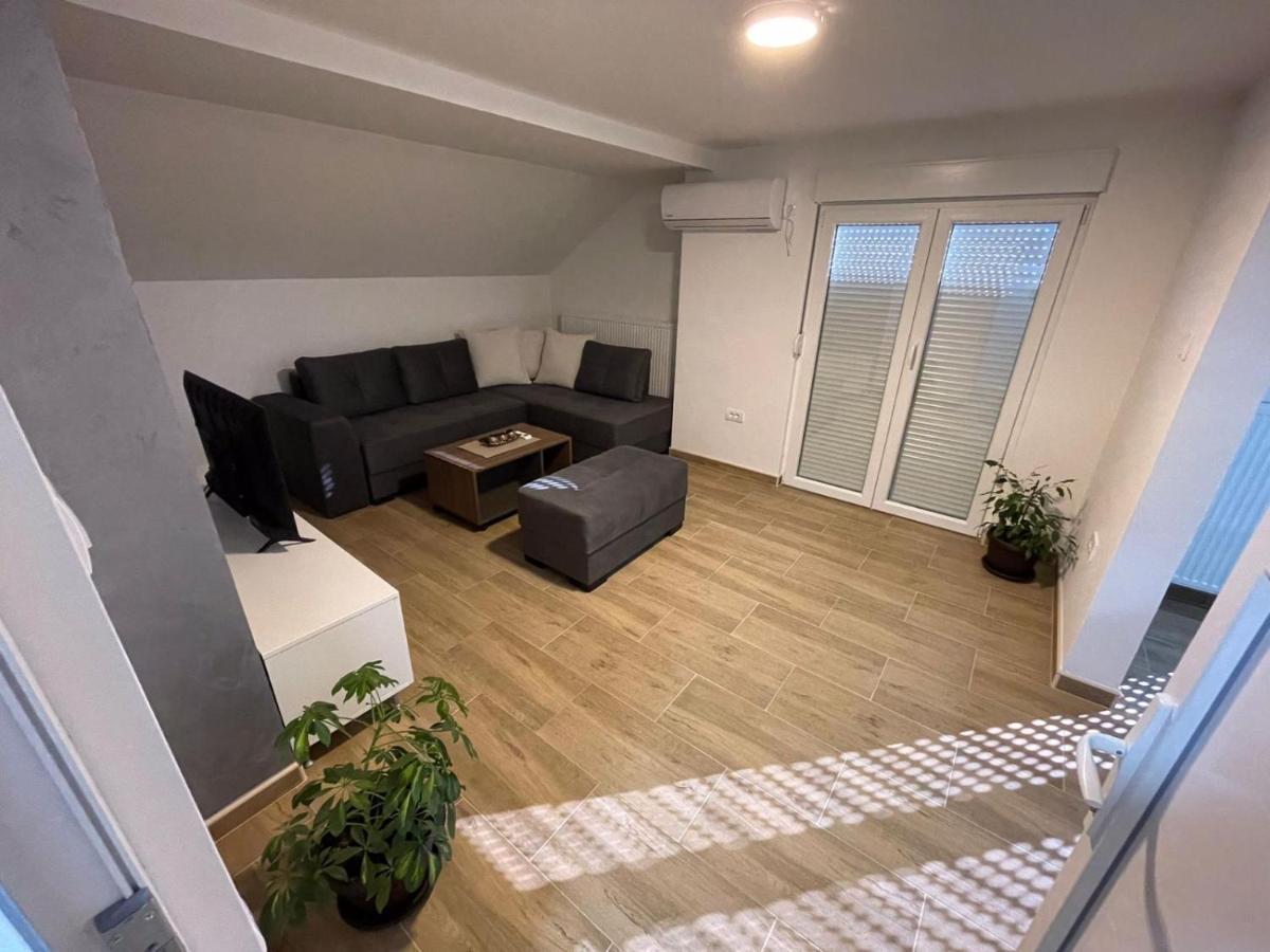 Apartman Ambijent Aranđelovac Eksteriør billede