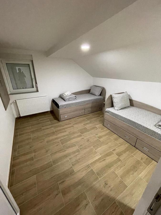 Apartman Ambijent Aranđelovac Eksteriør billede